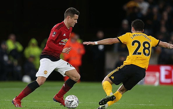 半场的表现 半场的表现